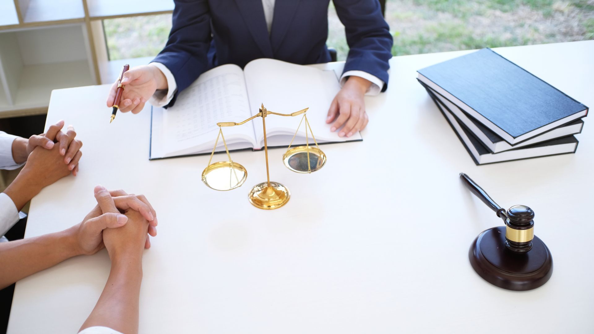 How a Phoenix Domestic Violence Lawyer Protects Your Rights